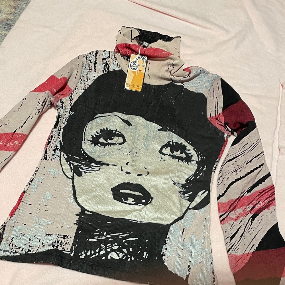 Custo Barcelona Artistic Long Sleeve Top - Red, Black, Gray OOP.